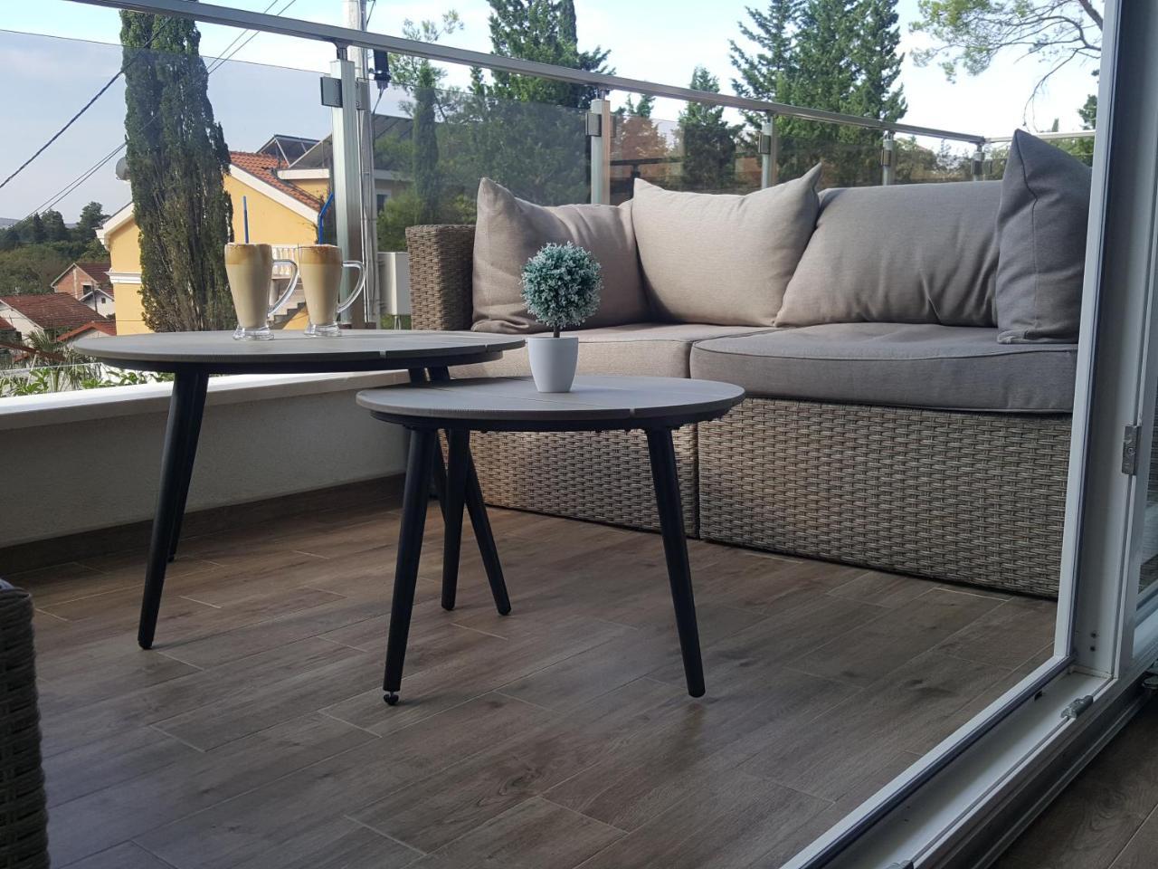 Apartments Sunny Hill Тиват Экстерьер фото